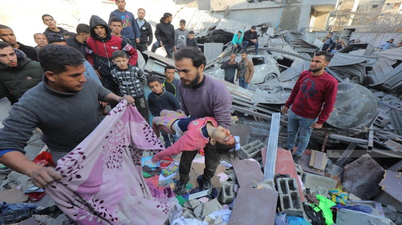 خلال الـ24 ساعة الماضية: 9 مجازر في قطاع غزة راح ضحيتها 83 شهيداً و125 إصابة